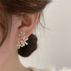 simple inlaid zircon pearl flower shaped alloy earrings wholesale