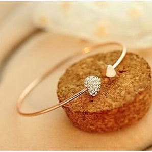 1 piece fashion heart shape alloy inlay rhinestones gold plated silver plated women's bangle