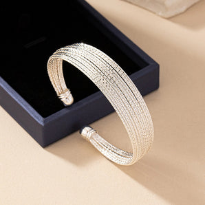 Nihao Wholesale retro commute circle alloy plating gold plated women's bangle
