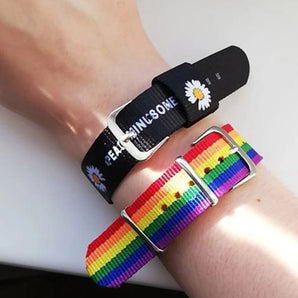 Nihao Wholesale fashion little daisy butterfly rainbow couple bracelet hand strap