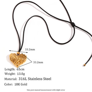 Nihao Wholesale Vintage Style Simple Style Classic Style Heart Shape Stainless Steel Plating 18K Gold Plated Pendant Necklace