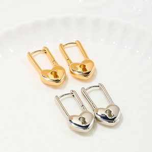 Nihao Wholesale 1 Piece IG Style Simple Style Lock Three-dimensional Alloy Huggie Earrings