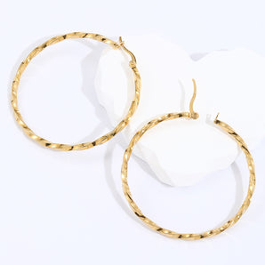 Nihao Wholesale Fashion Round The Answer Stainless Steel Hoop Earrings Gold Plated Stainless Steel Earrings 1 Pair