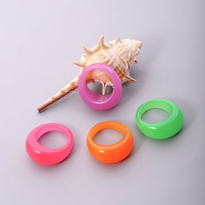 Nihao Wholesale Fashion Round Plastic Resin Polishing Women'S Rings