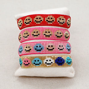 Nihao Wholesale Retro Simple Style Colorful Smiley Face Flower Seed Bead Wholesale Bracelets
