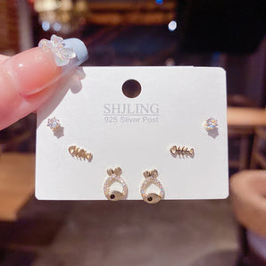 Nihao Wholesale Fashion Geometric Moon Copper Artificial Pearls Zircon Ear Studs In Bulk