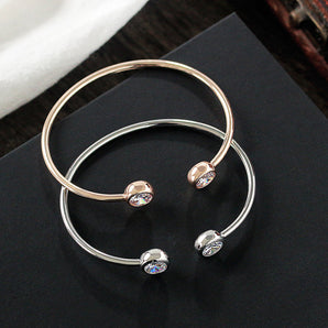 Nihao Wholesale Simple Style Geometric Metal Diamond Artificial Gemstones Women'S